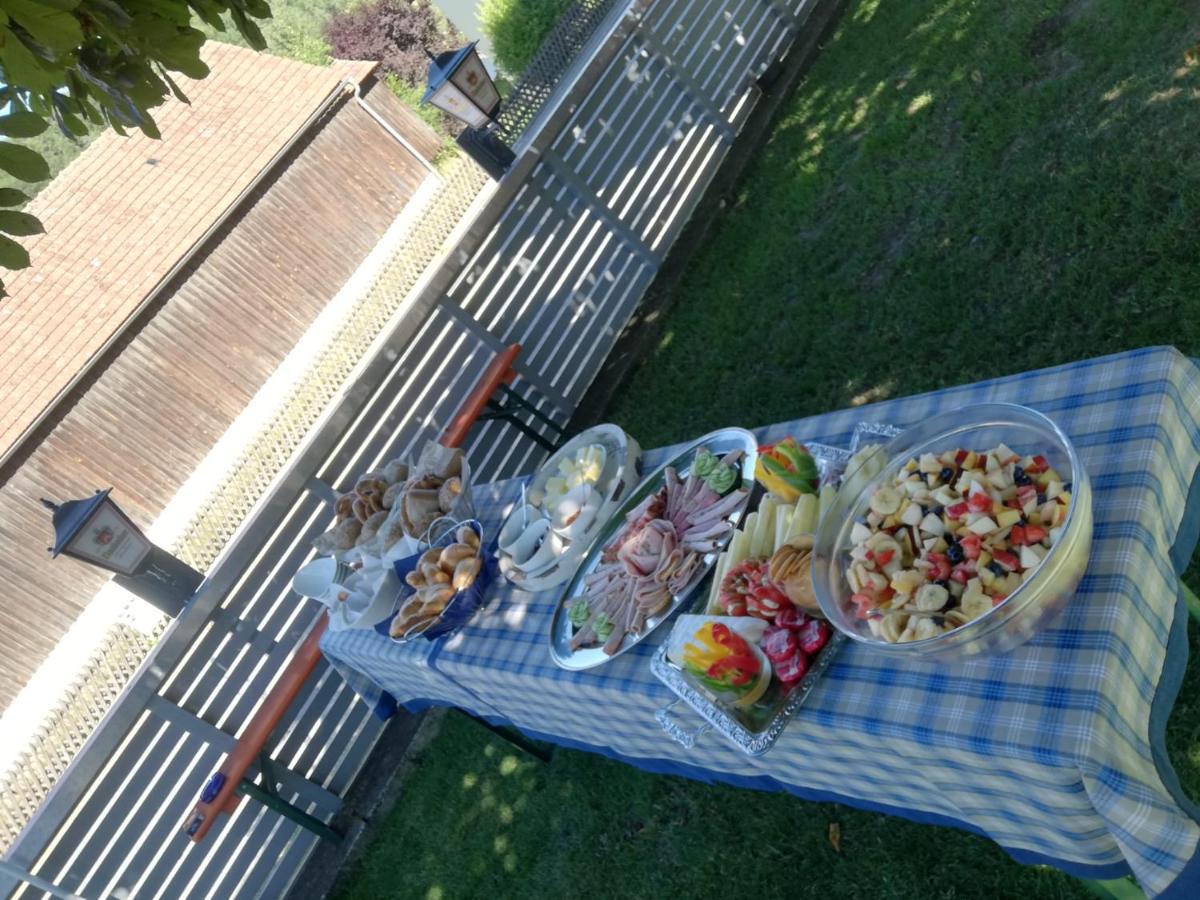 Schoene Ferienwohnung Mit Grosser Terrasse. Schmidmuhlen Bagian luar foto
