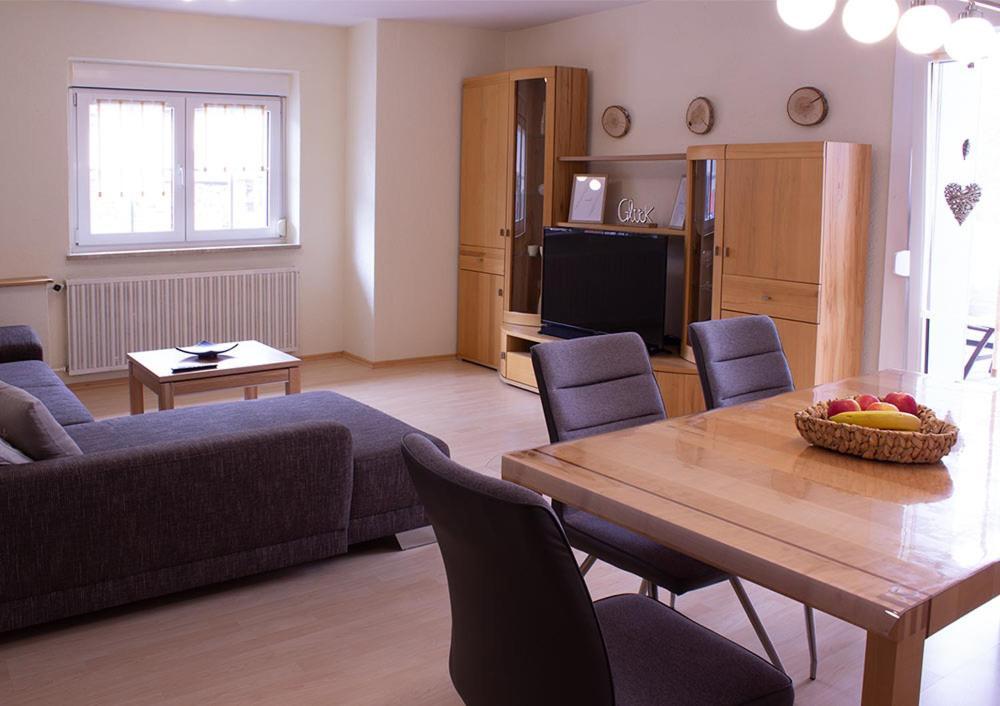Schoene Ferienwohnung Mit Grosser Terrasse. Schmidmuhlen Bagian luar foto
